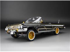 SUNSTAR #SS-2110 - 1961 Chevrolet Impala Open Convertible Lowrider in Black with Gold AccentsFeatures