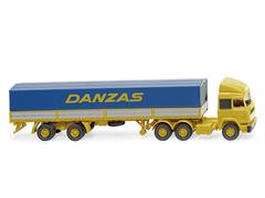 051703 - Wiking Model Danzas Iveco Tractor