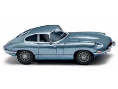 WIKING #080304 - 1961-75 Jaguar E-Type Coupe in Metallic Opalescent Blue