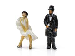 Scenic Accents - Historical People 2-Pack Find Me Figures - O Scale #A2862