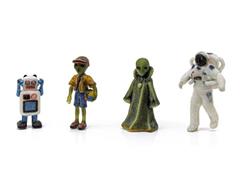 Scenic Accents - Sci-Fi 4-Pack Find Me Figures - HO Scale #A2865