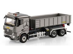 WSI #04-2239 - Mercedes Arocs MP4 2 300MM 6x2 Classic Space Riged Truck with Hooklift System and 15M3 Container